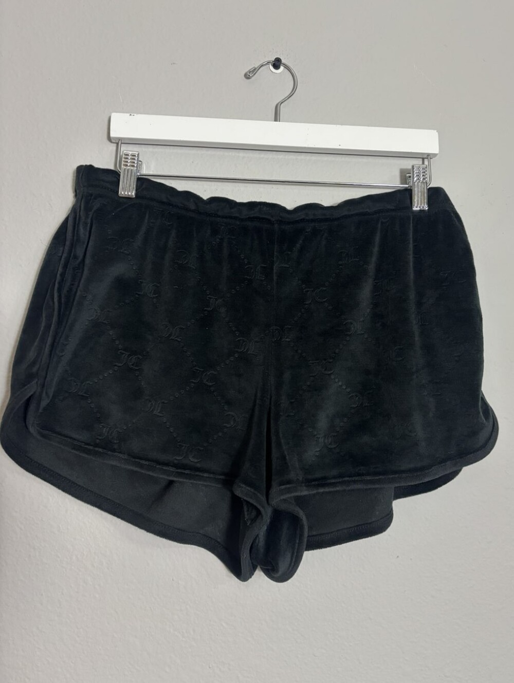 Juicy Couture Womens |L| Black Velour Sleepwear Shorts